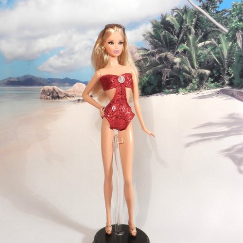 barbie a la plage