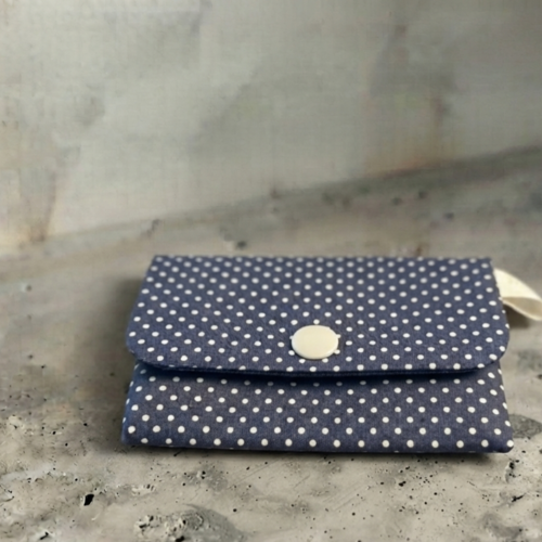 Porte cartes en tissu bleu marine et blanc