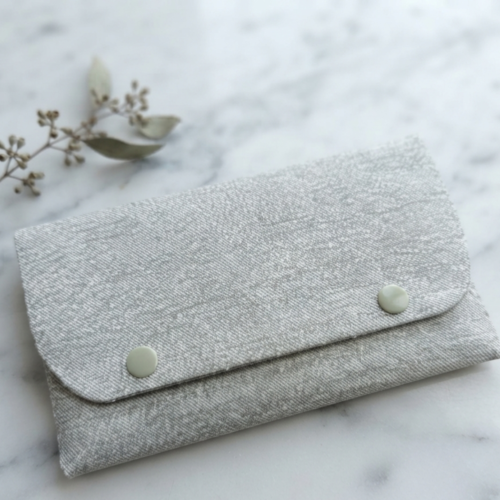 Portefeuille en tissu artisanal