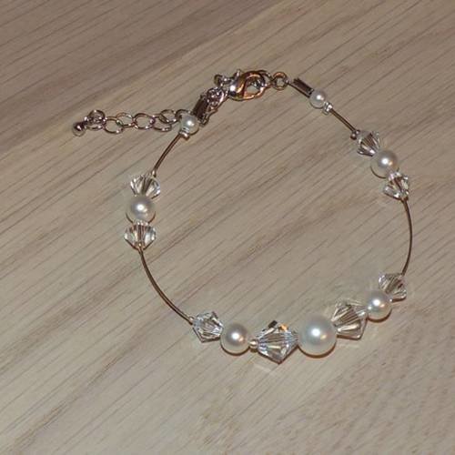 Bracelet blanc/cristal pour robe de mariée/mariage/soirée perles nacrées, toupies cristal, pas cher 