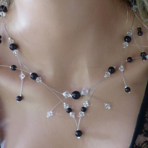 Bijoux fantaisie, bijoux fêtes de fin d'année,  collier fantaisie,  collier pas cher, collier noir , collier noël 