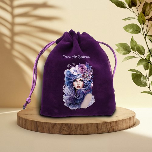 Pochette en velours pour l'oracle solenn