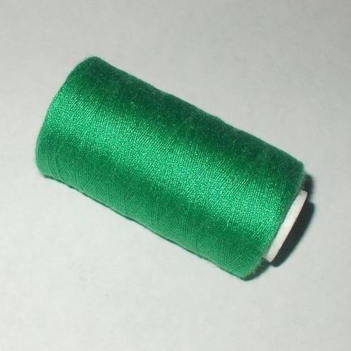 Bobine de fil à couture couleur verte n°2 