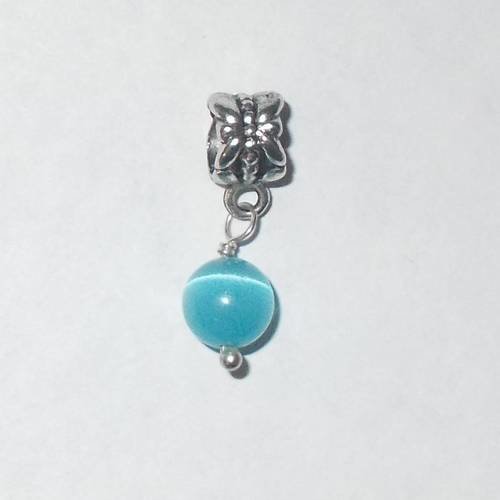 Pendentif perle couleur bleue avec bélière argentée 