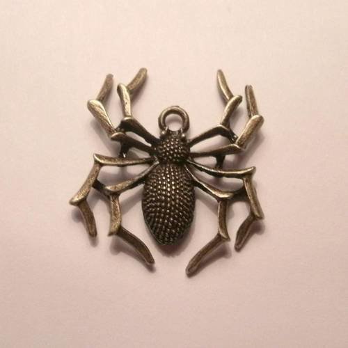 Spécial halloween breloque araignée bronze 