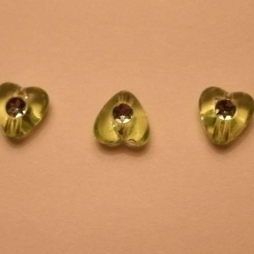 Perles acryliques coeur vertes lot de 3