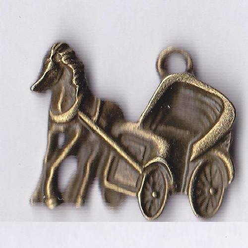 Breloque calèche avec chevaux couleur bronze 