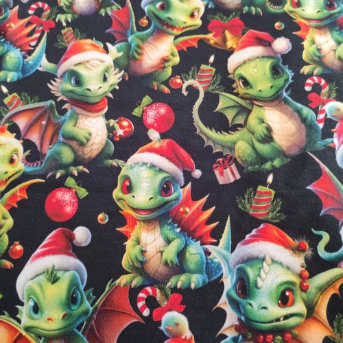 Coupon de tissu imprimé dragon de noël