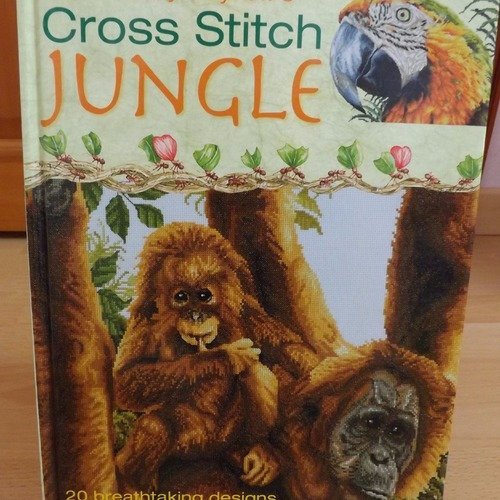 Lot 2 livres broderie point compté jungle et safari 