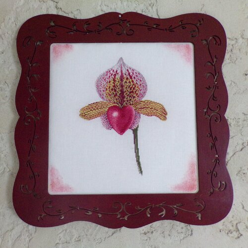 Tableau orchidée, sabot de vénus - produit fini - broderie faite main au point de croix