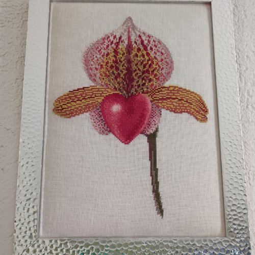 Tableau orchidée, sabot de vénus - produit fini - broderie faite main au point de croix