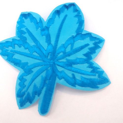 Thermocollant fleur d'érable bleu - 11x10,4cm - applique a coudre