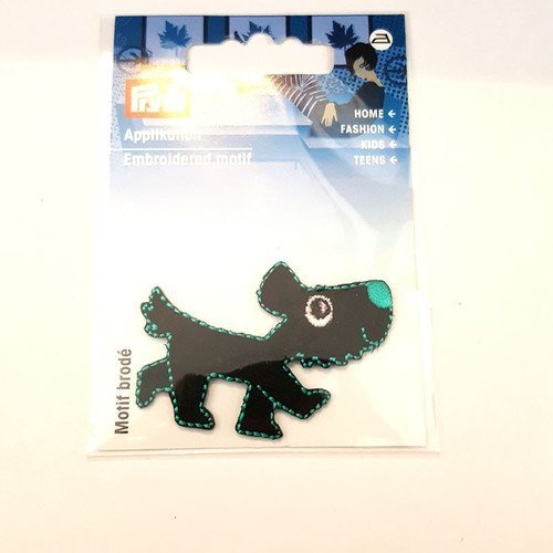 1 thermocollant un chien noir et bleu - 35x52mm - applique a coudre 