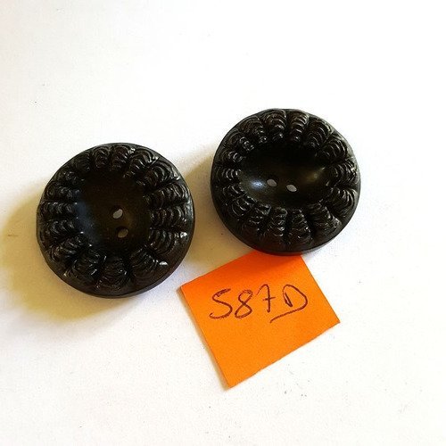 2 boutons résine vert anciens - 26mm - 587d