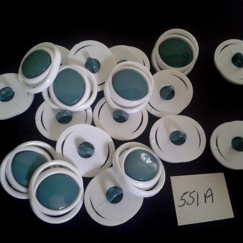 19 boutons résine blanc et vert vintage - 19x17mm - 551a
