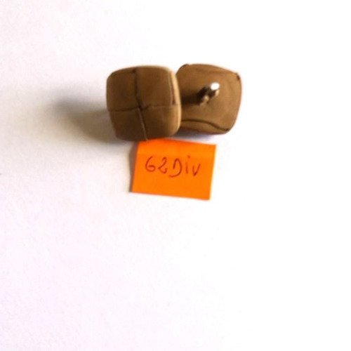 24mm 281 2 boutons cuir gris clair vintage
