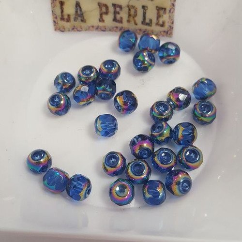 30 perles en verre a facette métallisé bleu - 6mm