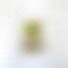 1 pendentif ou pampille en nacre vert (fleur) - 29mm - s