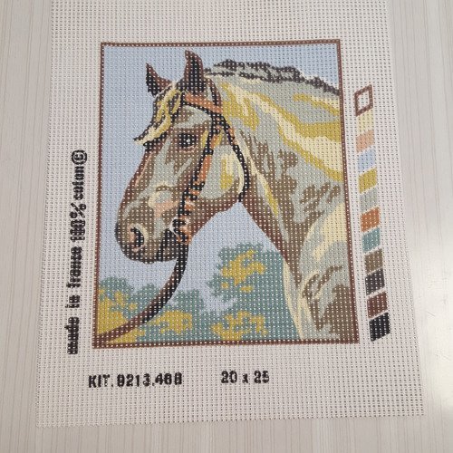 1 canevas "un cheval" - 20x25cm - 100% coton - made in france