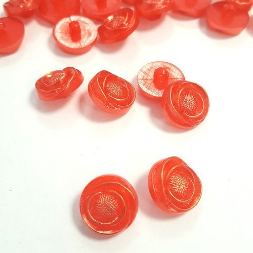 2 boutons résine rouge - fleur - 15mm- 239t