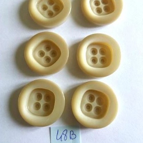 6 boutons en résine crème - 27mm - 48b