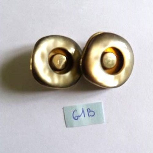 2 boutons résine doré et ocre - 28mm - 61b