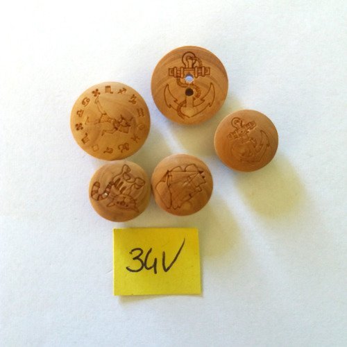 5 boutons en bois marron - taille diverse - 34v