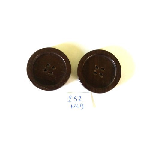 2 boutons en résine marron - 30mm - 252nld