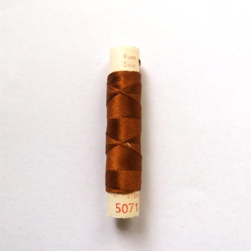 Fil de soie marron - phenix - cordonnet 8m - n°5071