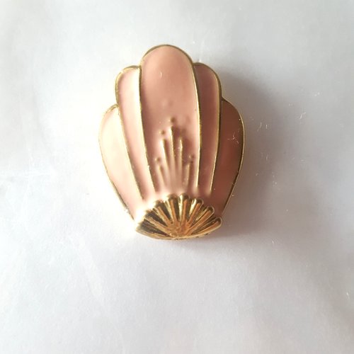 Pin's coquillage - 25x19mm