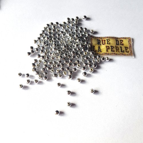 200 perles en résine argenté 4mm
