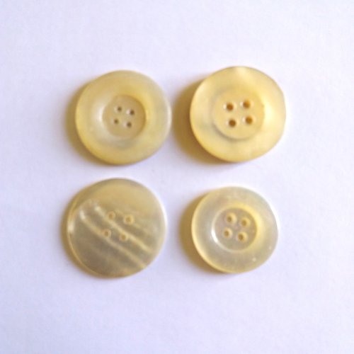 4 boutons ancien en nacre ivoire - 27mm et 23mm - 61mp