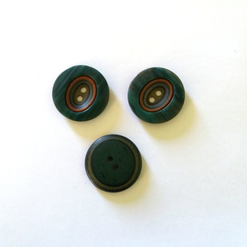 3 boutons en résine vert et liserai marron - 27mm - 65n