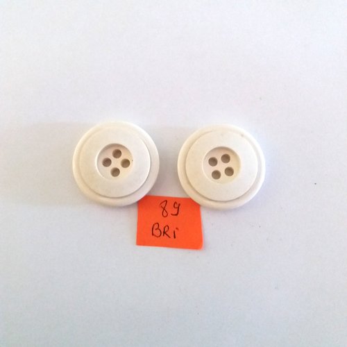 2 boutons en résine blanc - ancien - 27mm - bri89