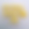 7 boutons fantaisies en résine (tete de fille) - blanc et jaune clair - 23x17mm - f4