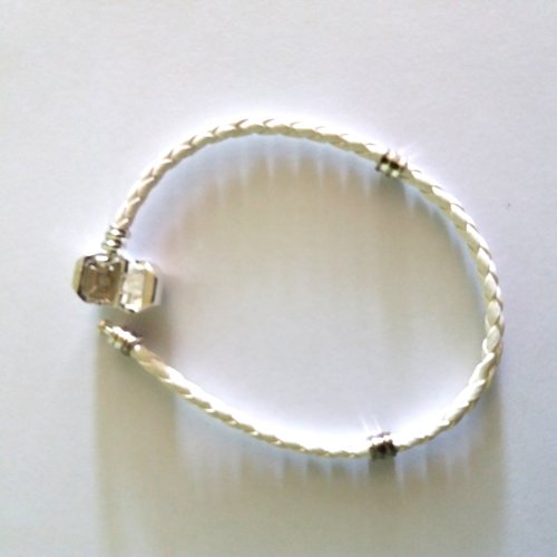 1 bracelet en simili cuir tressé blanc - 17cm