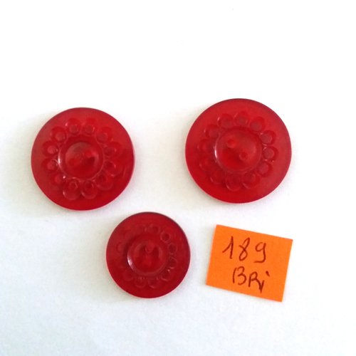 3 boutons en résine rouge opaque - art deco - ancien - 22mm et 18mm - bri189