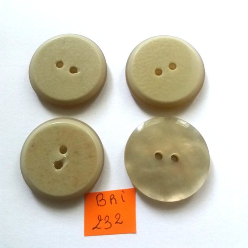 4 boutons en résine beige - ancien - 30mm - bri232