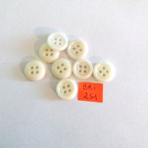 8 boutons en pate de verre crème - ancien - 15mm - bri251