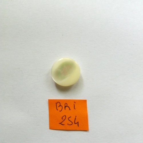 1 bouton en nacre blanc cassé - ancien - 14mm - bri254