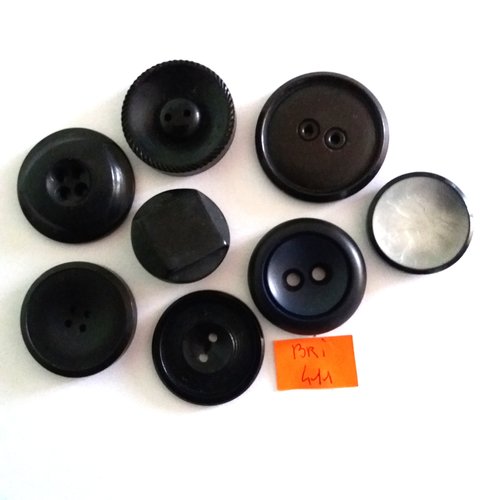 8 boutons en résine noir bleu gris marron - ancien - entre 26 et 35mm - bri411