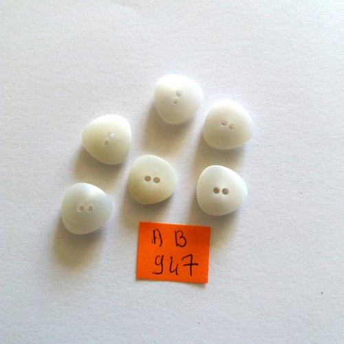 6 boutons en résine gris clair - 14mm - ab947