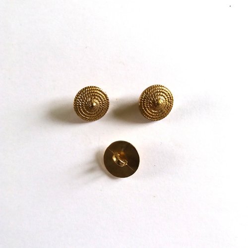 3 boutons en résine doré - ancien - 15mm - 840mp