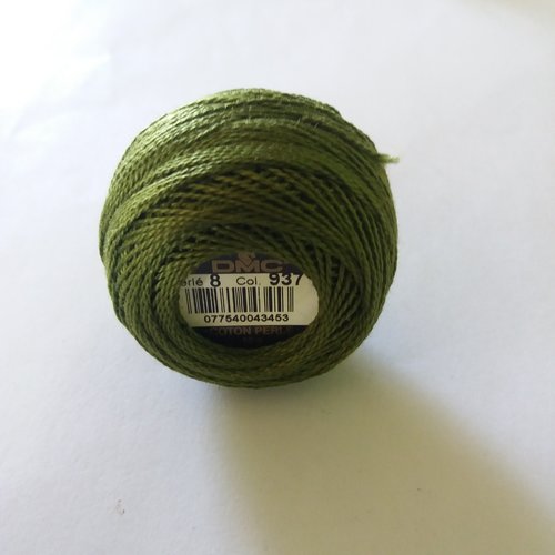 1 bobine de coton perlé vert n°8 - col.937 - dmc