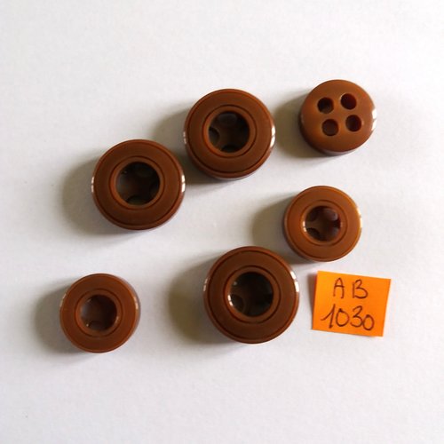 6 boutons en résine marron - 21 et 18mm - ab1030