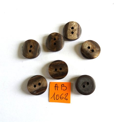 7 boutons en résine marron - 15mm - ab1062