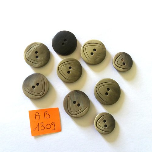 9 boutons en résine marron/beige - 18mm et 14mm - ab1309