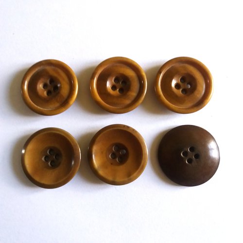 6 boutons en résine marron - ancien - 31mm - 1033mp