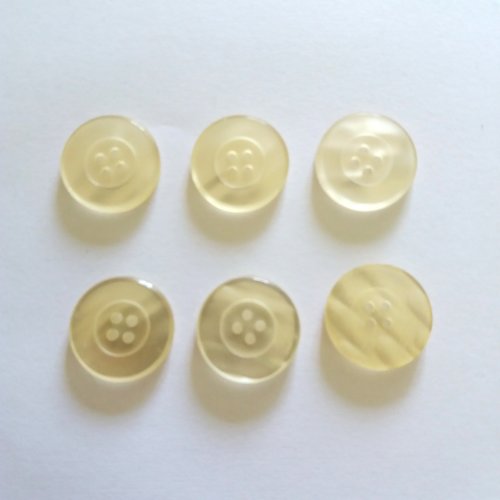 6 boutons en résine jaune très pale - ancien - 22mm - 1044mp