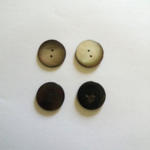 4 boutons en nacre gris/marron - ancien - 22mm - 945mp
